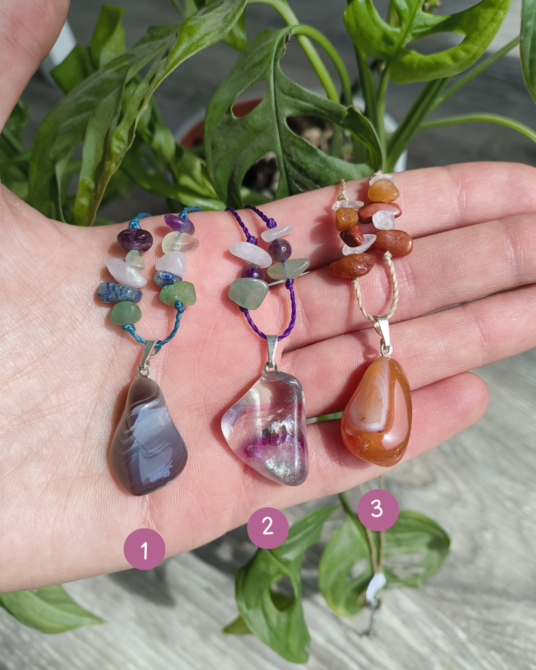 Ciondoli Burattate agata grigia, fluorite, agata rossa