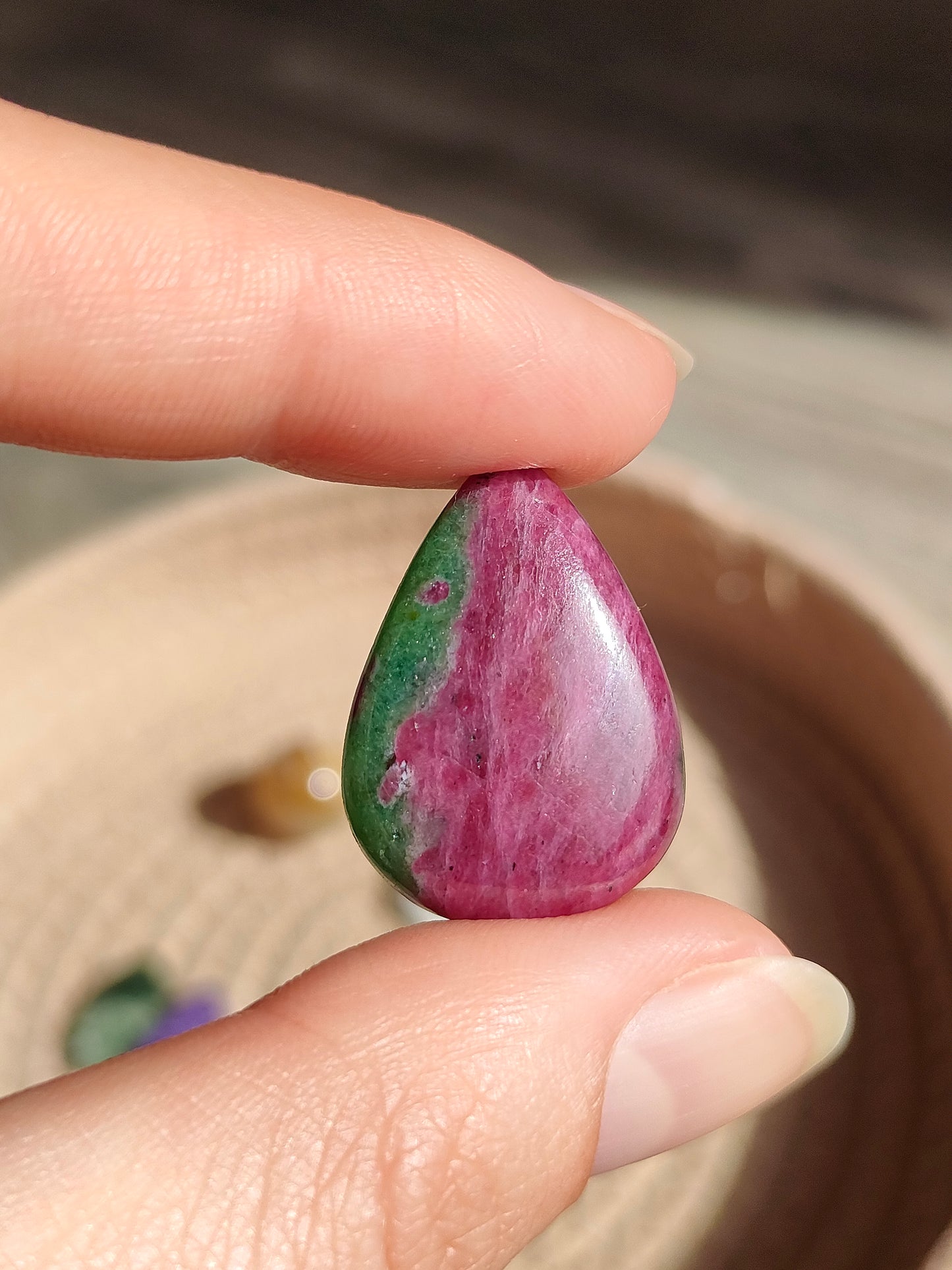 Ciondolo macramè Ruby-Zoisite